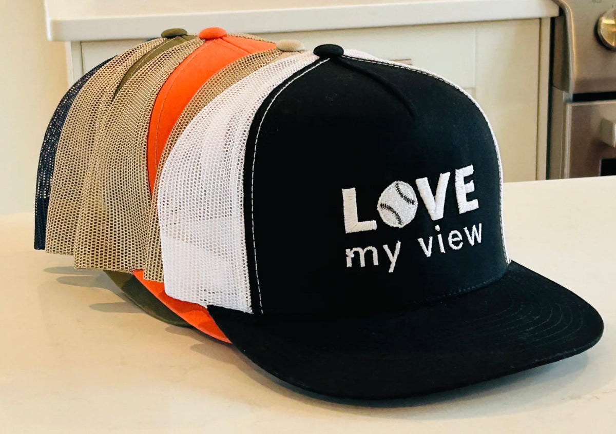 Hats (trucker hats, dad hats, winter hats and visors!)